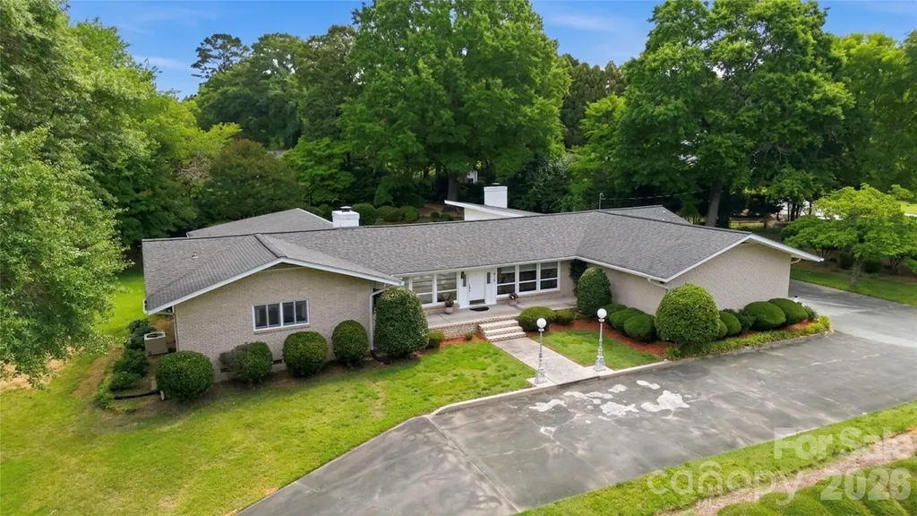 938 Sandswood Drive Gastonia NC 28054