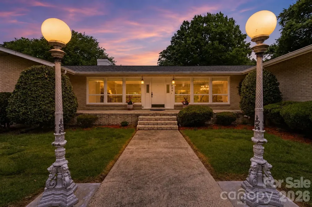 938 Sandswood Drive Gastonia NC 28054