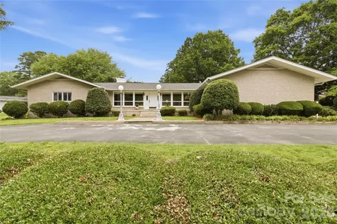 938 Sandswood Drive Gastonia NC 28054