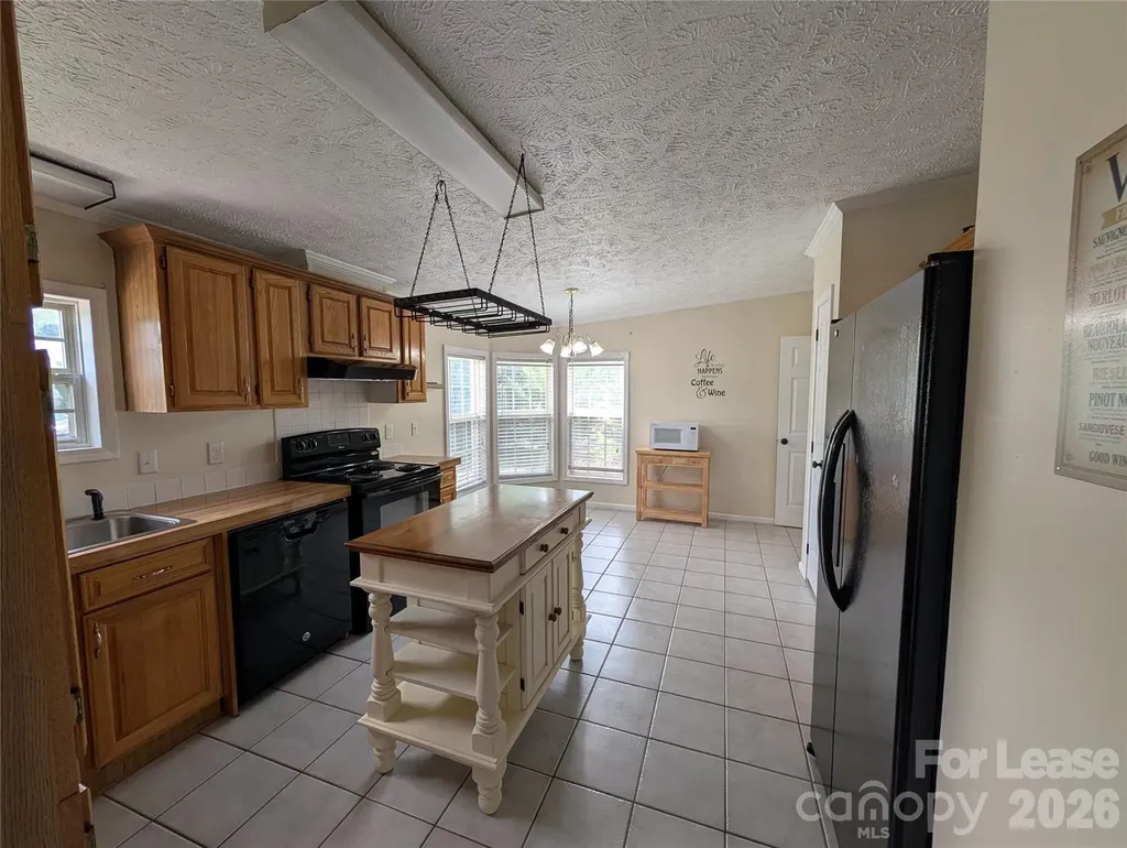 824 Perry Road Troutman NC 28166