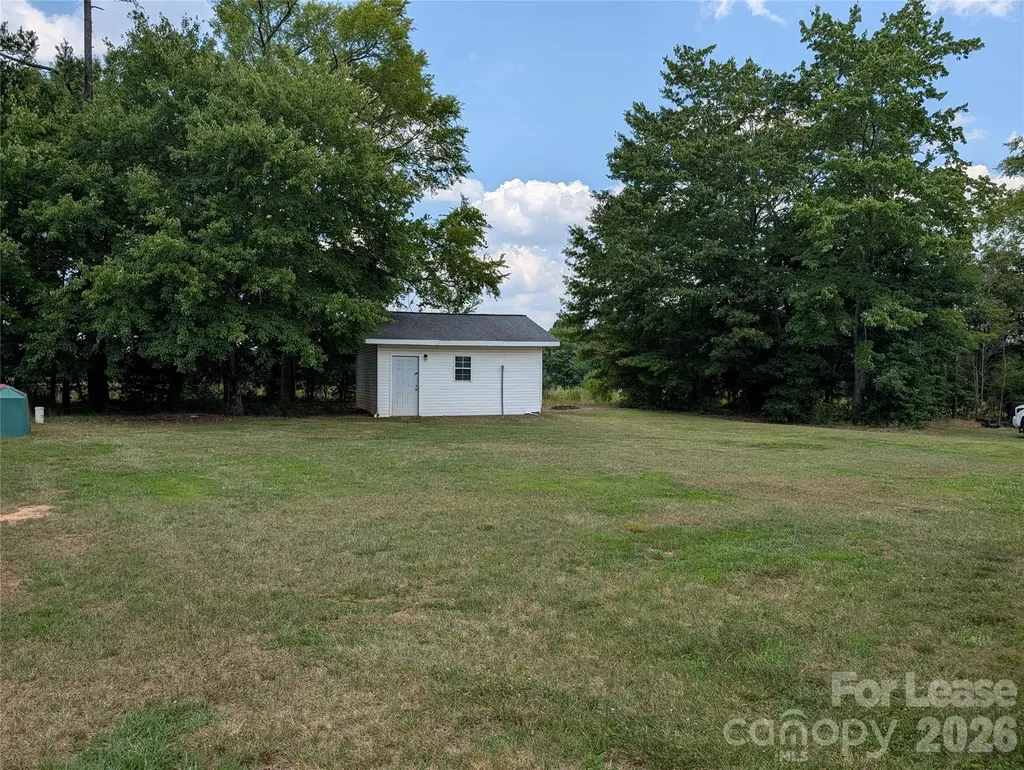 824 Perry Road Troutman NC 28166