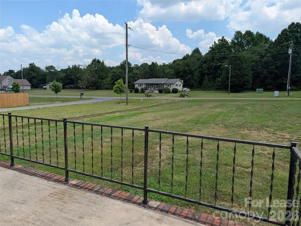 824 Perry Road Troutman NC 28166