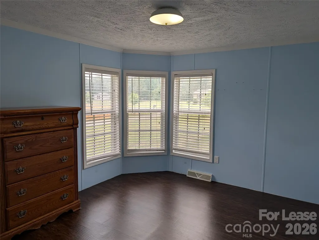 824 Perry Road Troutman NC 28166