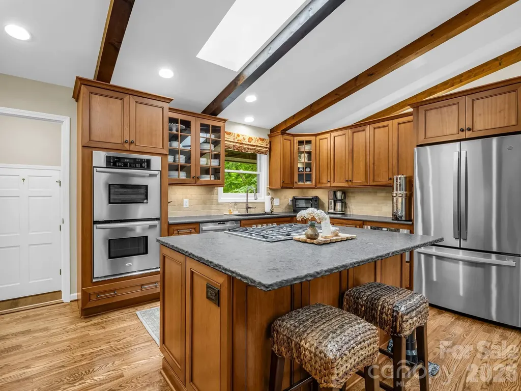 558 Middle Connestee Trail Brevard NC 28712