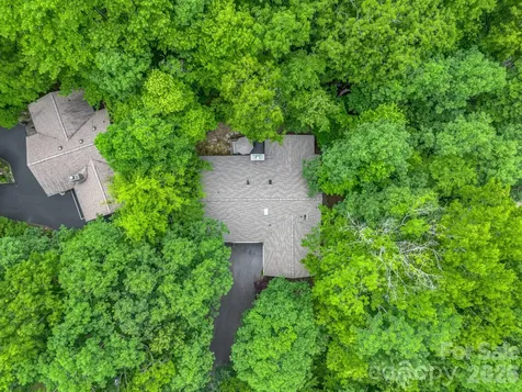 558 Middle Connestee Trail Brevard NC 28712