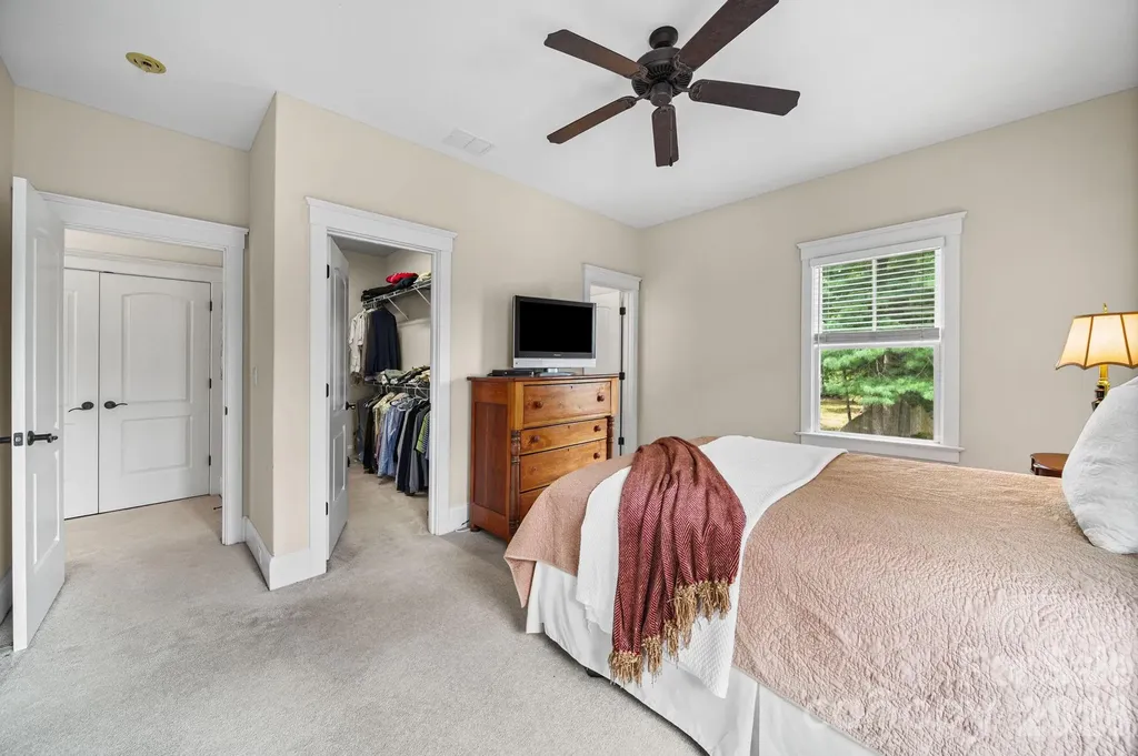 718 Kingsley Way Belmont NC 28012