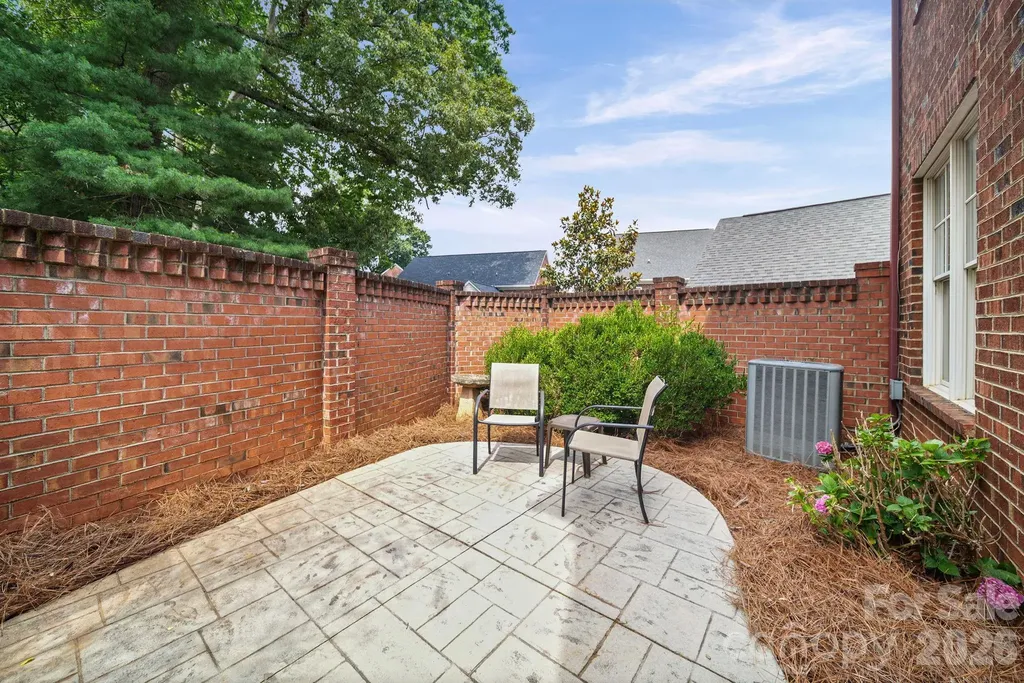 718 Kingsley Way Belmont NC 28012