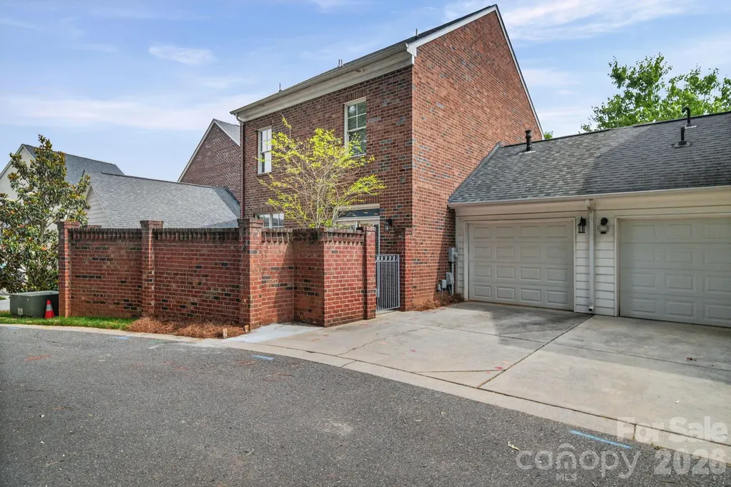 718 Kingsley Way Belmont NC 28012