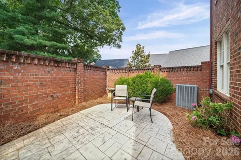 718 Kingsley Way Belmont NC 28012