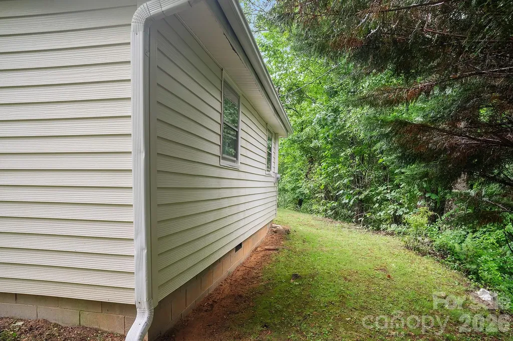 825 Gallimore Road Flat Rock NC 28731