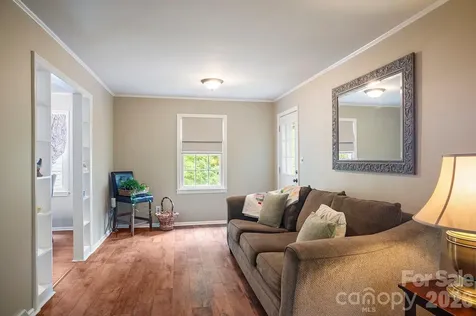 825 Gallimore Road Flat Rock NC 28731
