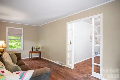 825 Gallimore Road Flat Rock NC 28731