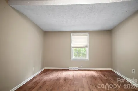 825 Gallimore Road Flat Rock NC 28731
