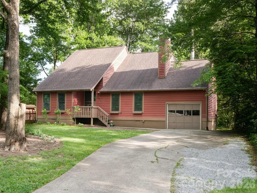 1 Oak Leaf Drive Fletcher NC 28732