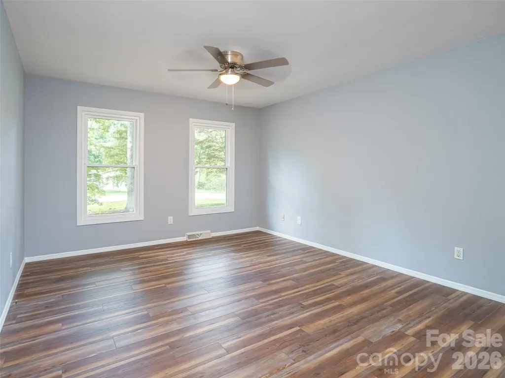 1 Oak Leaf Drive Fletcher NC 28732