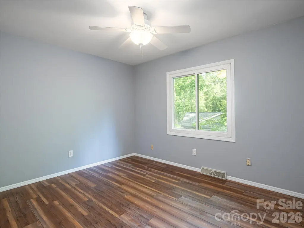 1 Oak Leaf Drive Fletcher NC 28732