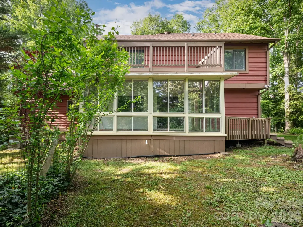 1 Oak Leaf Drive Fletcher NC 28732