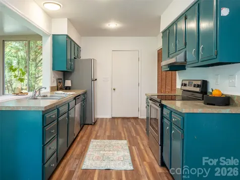 1 Oak Leaf Drive Fletcher NC 28732