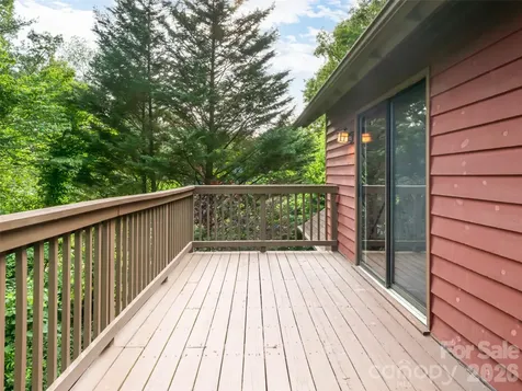 1 Oak Leaf Drive Fletcher NC 28732