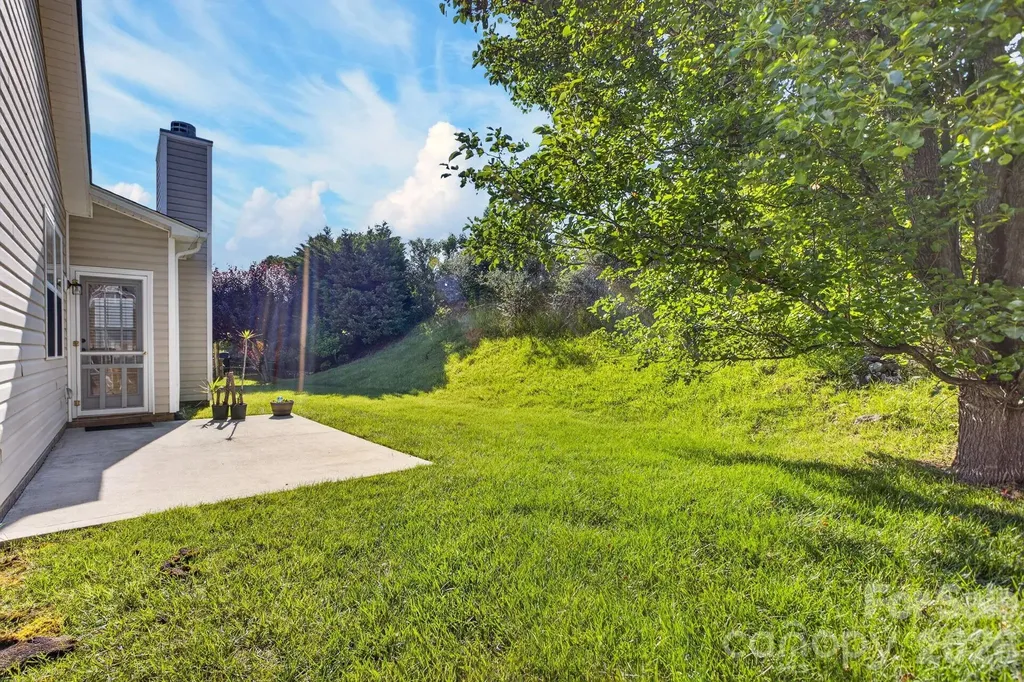 268 Farm Valley Road Fletcher NC 28732