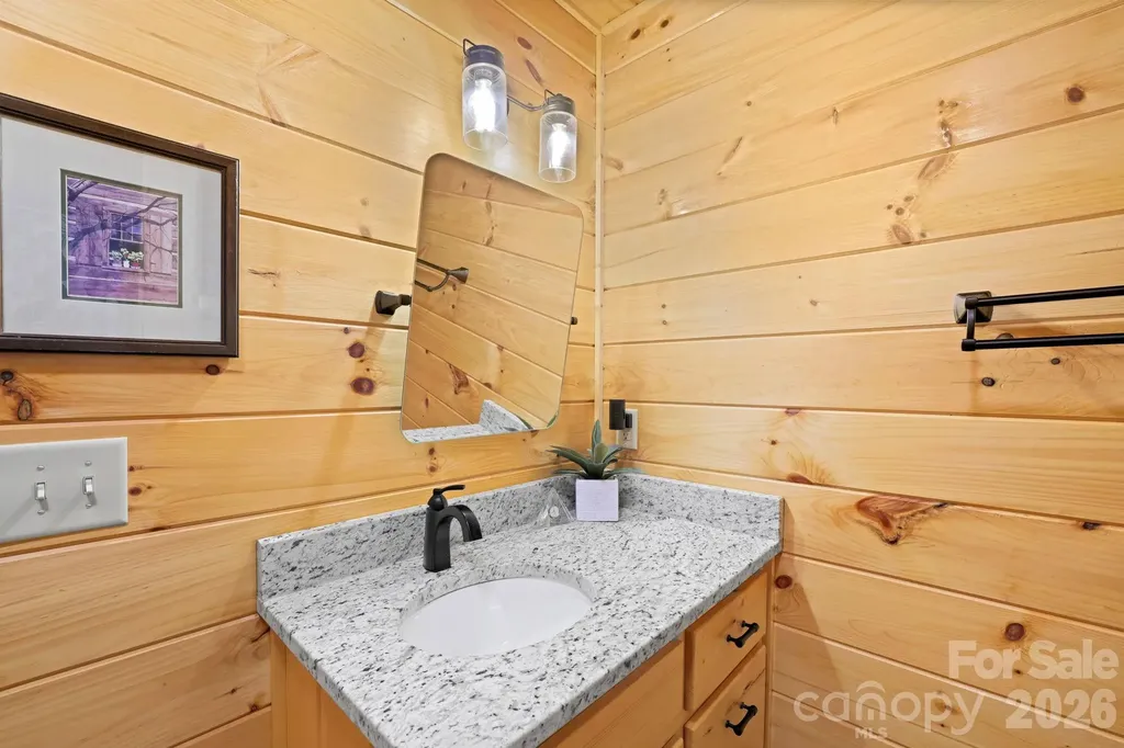 207 Bentley Cove Murphy NC 28906