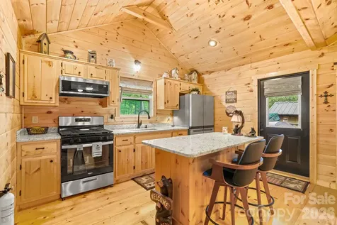 207 Bentley Cove Murphy NC 28906