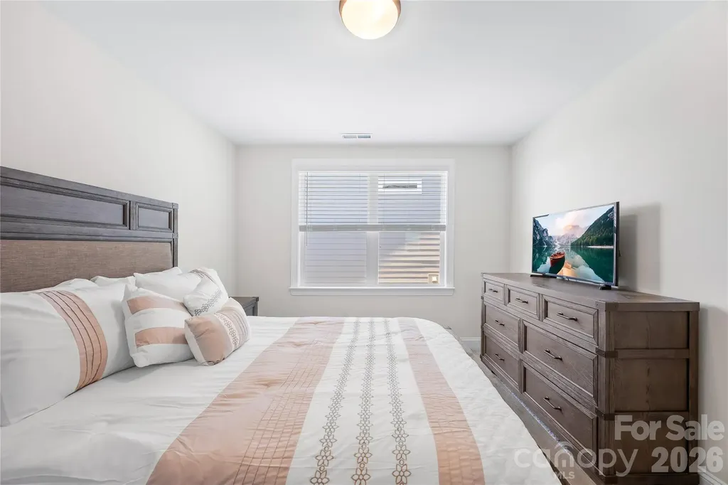 1368 Cedardale Lane Denver NC 28037