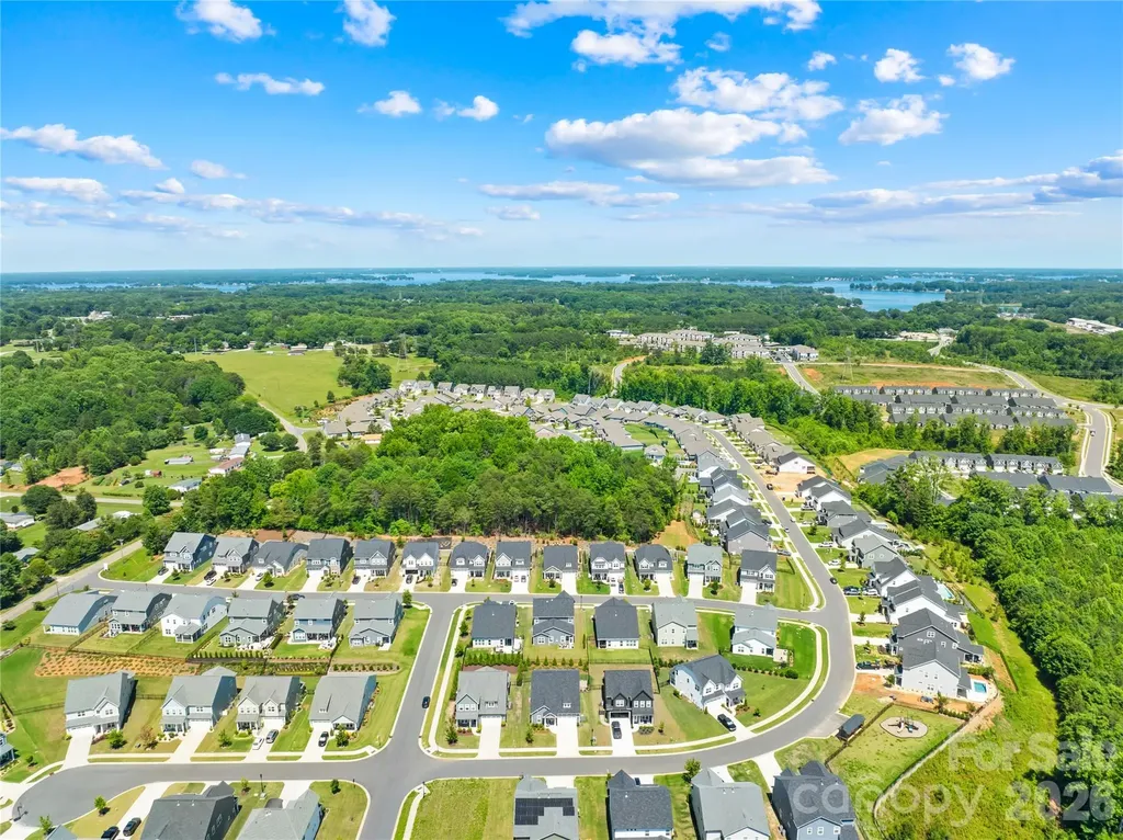 1368 Cedardale Lane Denver NC 28037