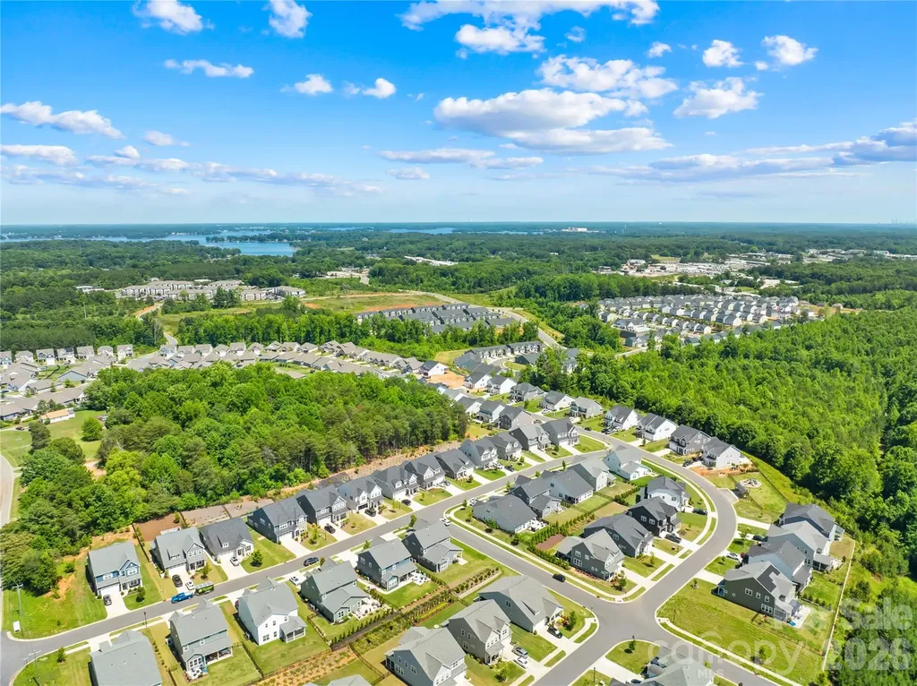 1368 Cedardale Lane Denver NC 28037