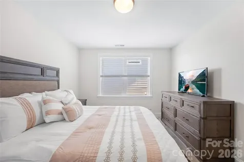 1368 Cedardale Lane Denver NC 28037