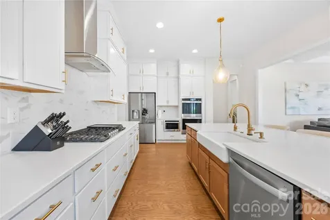 1368 Cedardale Lane Denver NC 28037