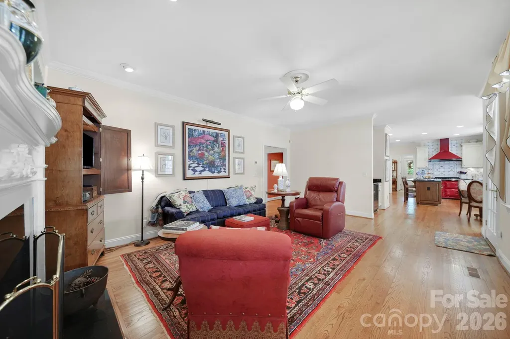 512 Stuart Ridge Cramerton NC 28032