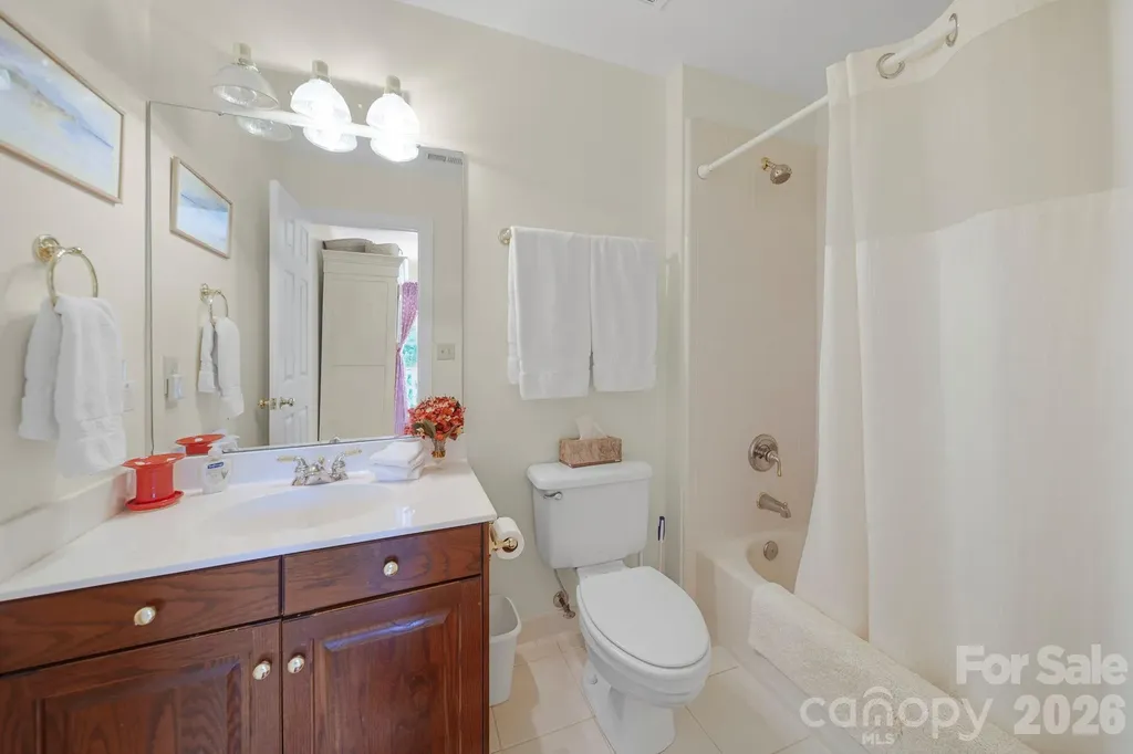512 Stuart Ridge Cramerton NC 28032