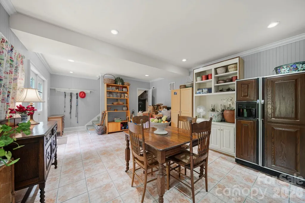 512 Stuart Ridge Cramerton NC 28032