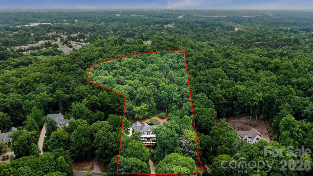 512 Stuart Ridge Cramerton NC 28032