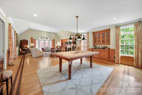 512 Stuart Ridge Cramerton NC 28032