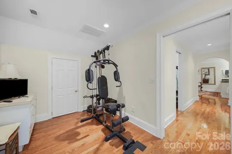 512 Stuart Ridge Cramerton NC 28032
