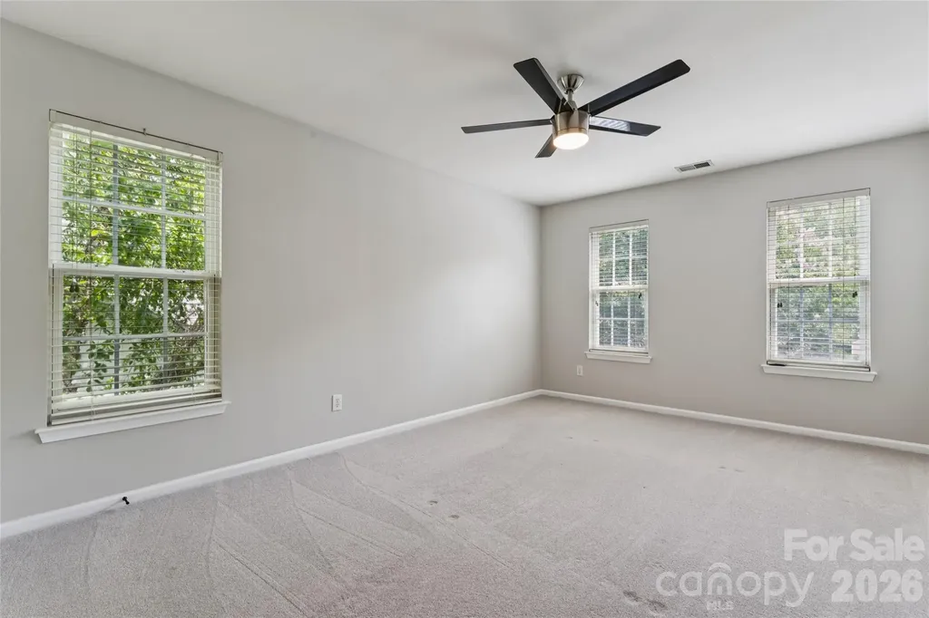 11627 Knightsdale Drive Charlotte NC 28277