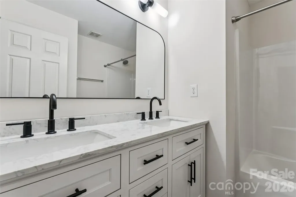 11627 Knightsdale Drive Charlotte NC 28277