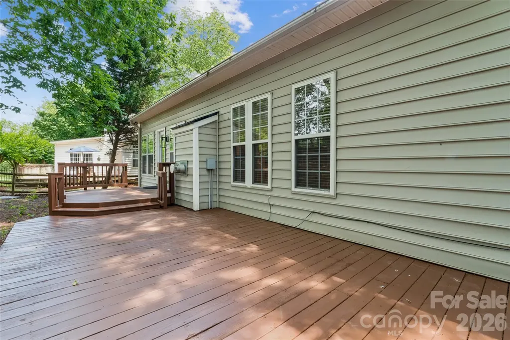 11627 Knightsdale Drive Charlotte NC 28277