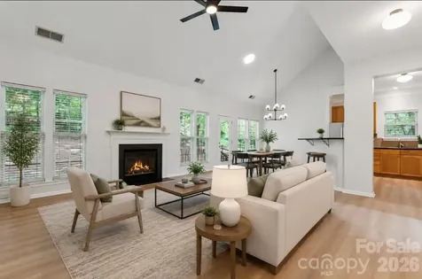 11627 Knightsdale Drive Charlotte NC 28277