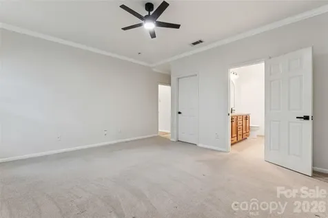 11627 Knightsdale Drive Charlotte NC 28277