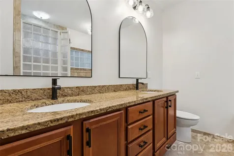 11627 Knightsdale Drive Charlotte NC 28277