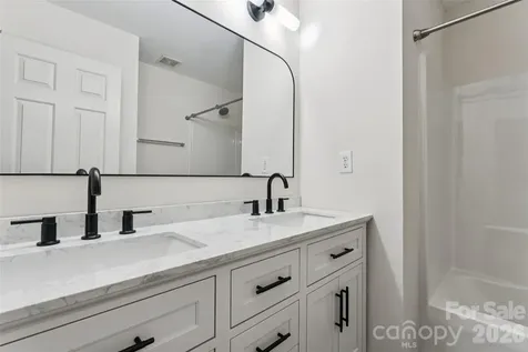 11627 Knightsdale Drive Charlotte NC 28277