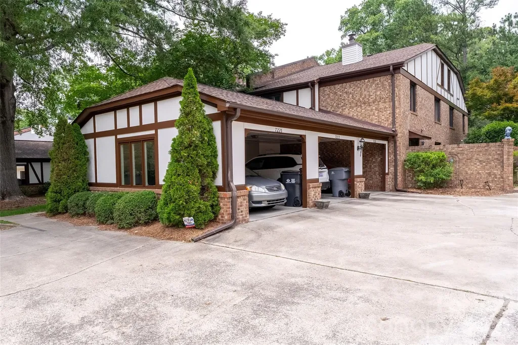 7226 Quail Meadow Lane Charlotte NC 28210