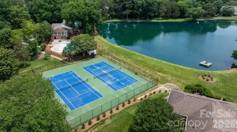 7226 Quail Meadow Lane Charlotte NC 28210