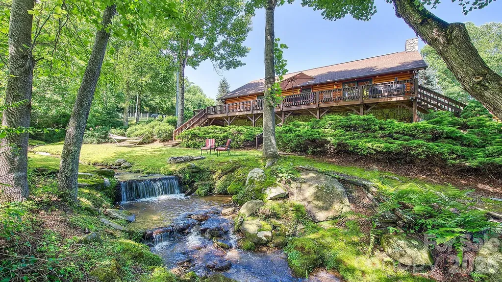 41 Nanny Patch Cove Maggie Valley NC 28751