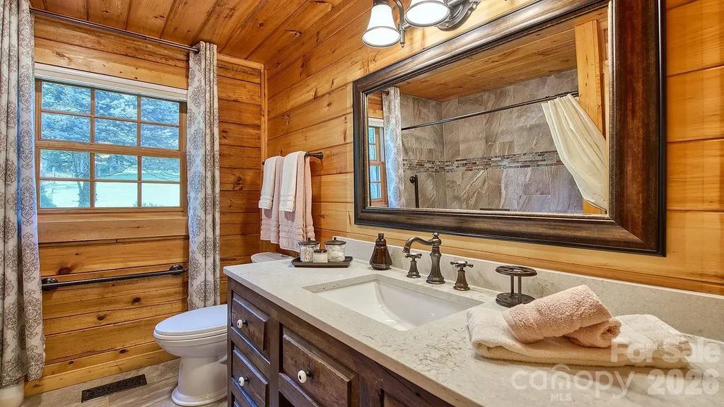 41 Nanny Patch Cove Maggie Valley NC 28751