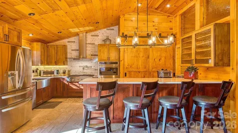 41 Nanny Patch Cove Maggie Valley NC 28751