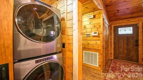41 Nanny Patch Cove Maggie Valley NC 28751